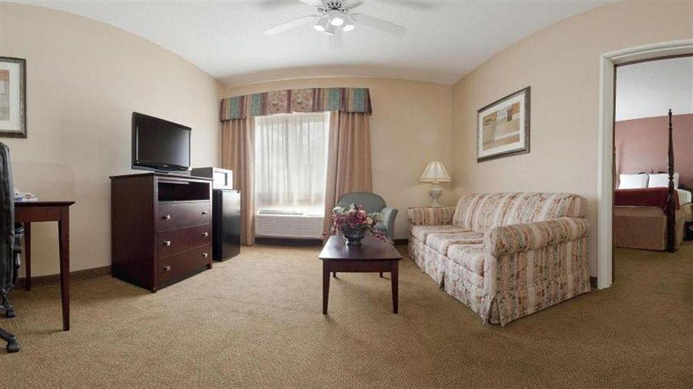 Holiday Inn Express Hotel & Suites Cincinnati-North/Sharonville Eksteriør bilde