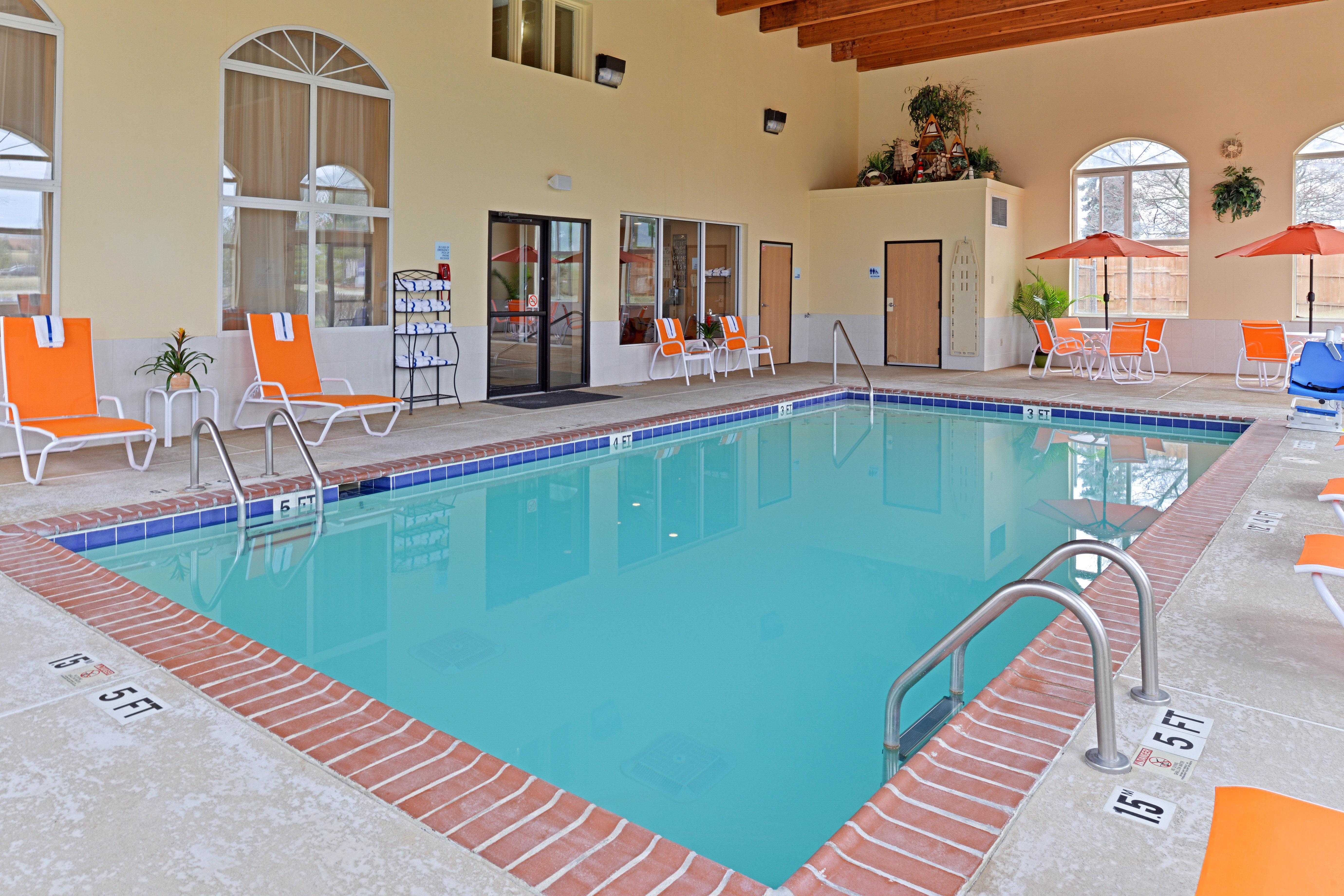 Holiday Inn Express Hotel & Suites Cincinnati-North/Sharonville Eksteriør bilde