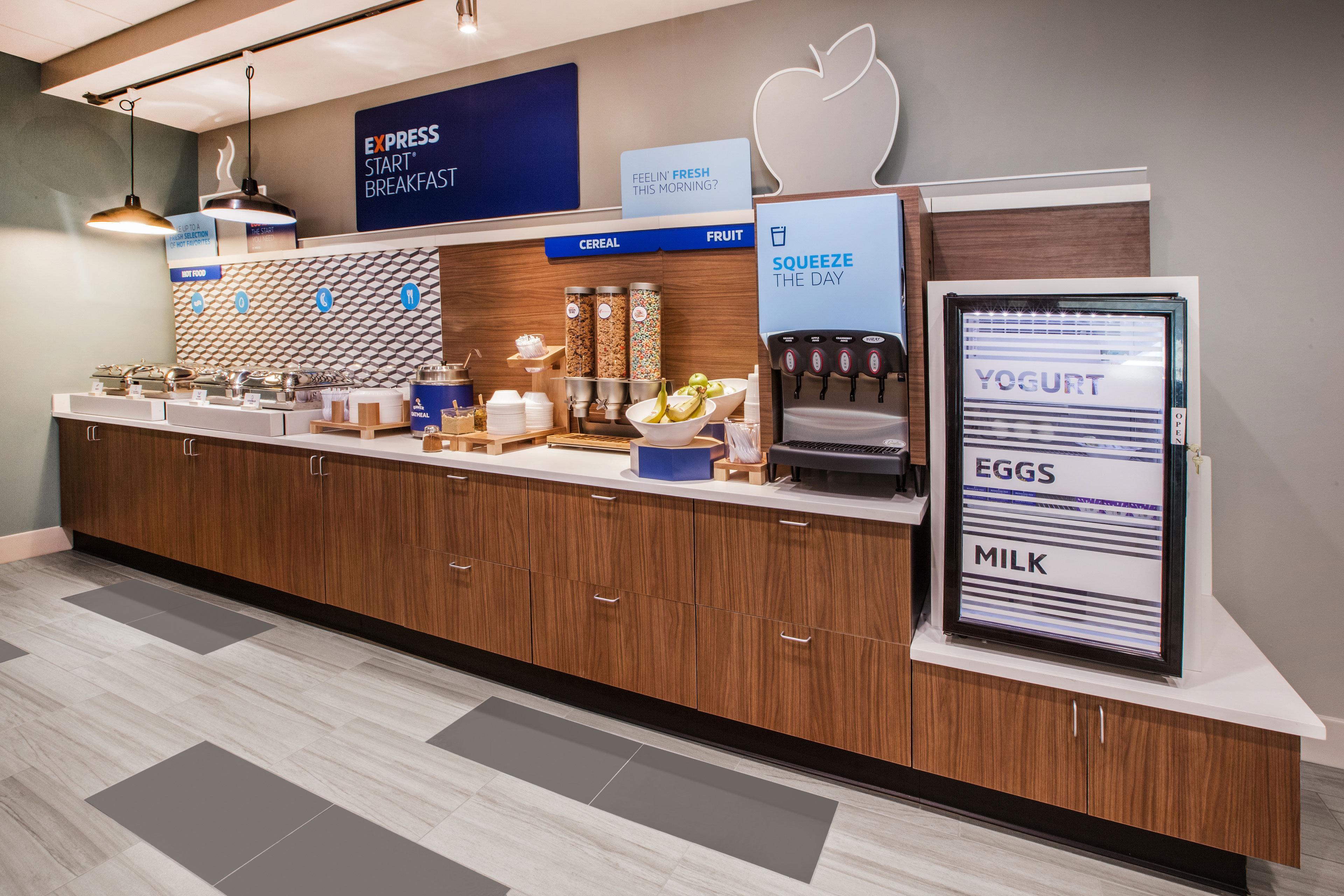 Holiday Inn Express Hotel & Suites Cincinnati-North/Sharonville Eksteriør bilde