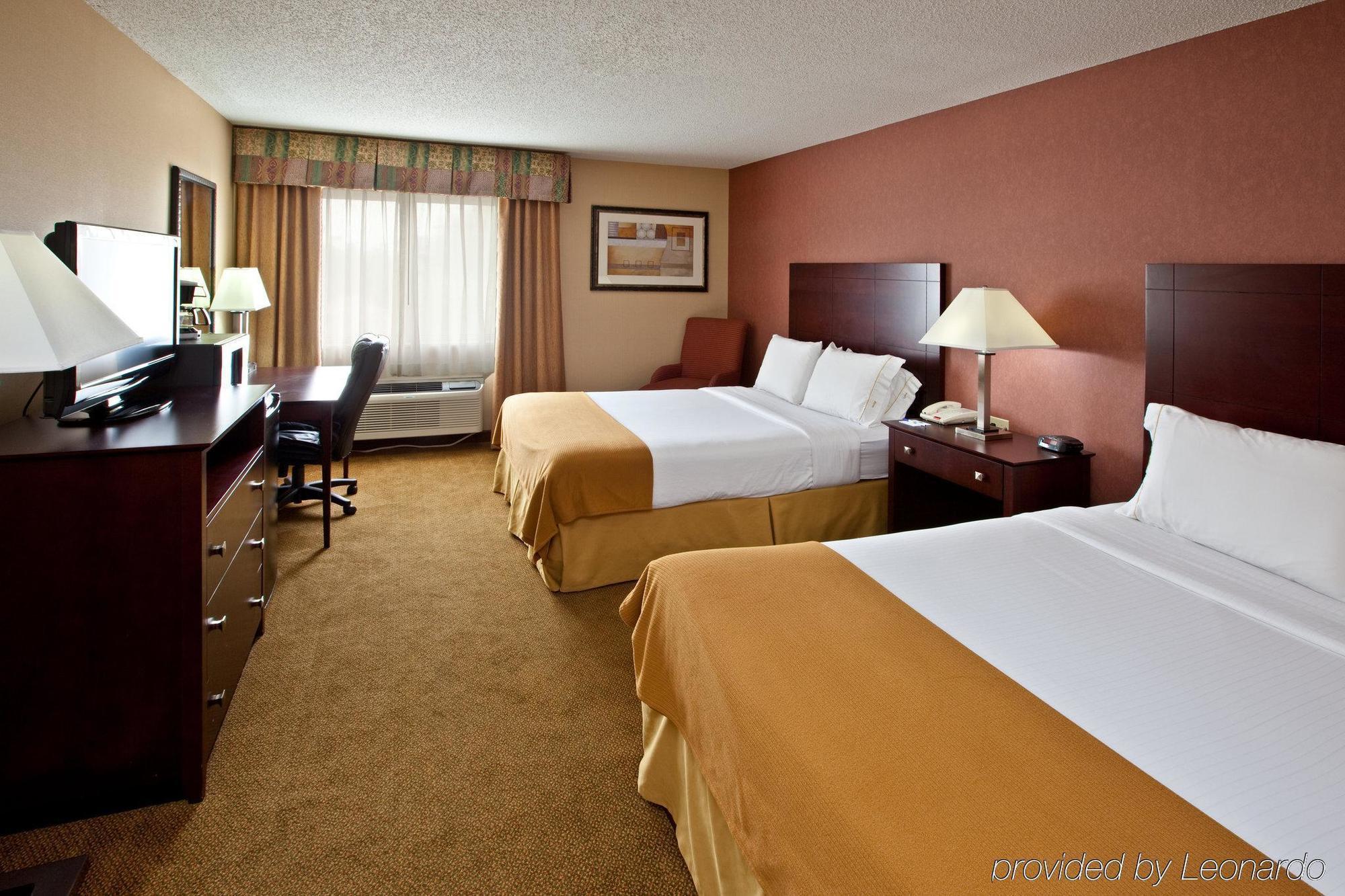 Holiday Inn Express Hotel & Suites Cincinnati-North/Sharonville Rom bilde